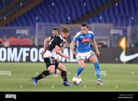 SSC Napoli vs Juventus .